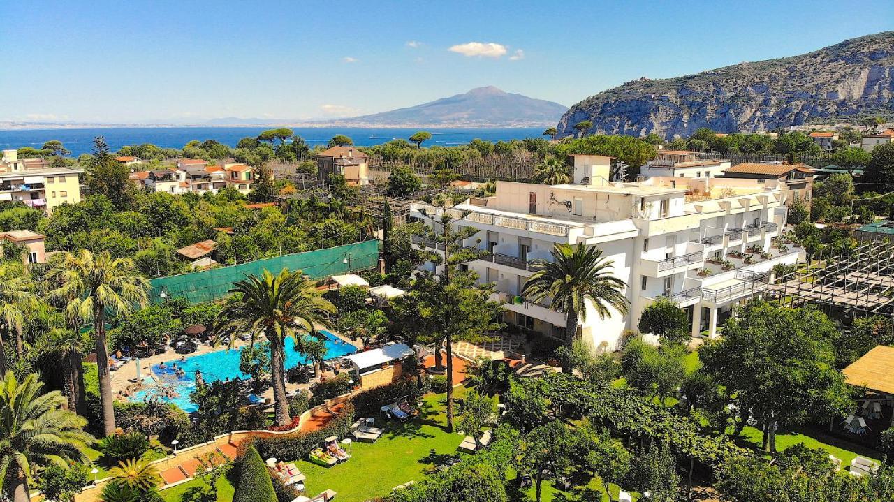 Hotel Alpha Sant'Agnello Ngoại thất bức ảnh