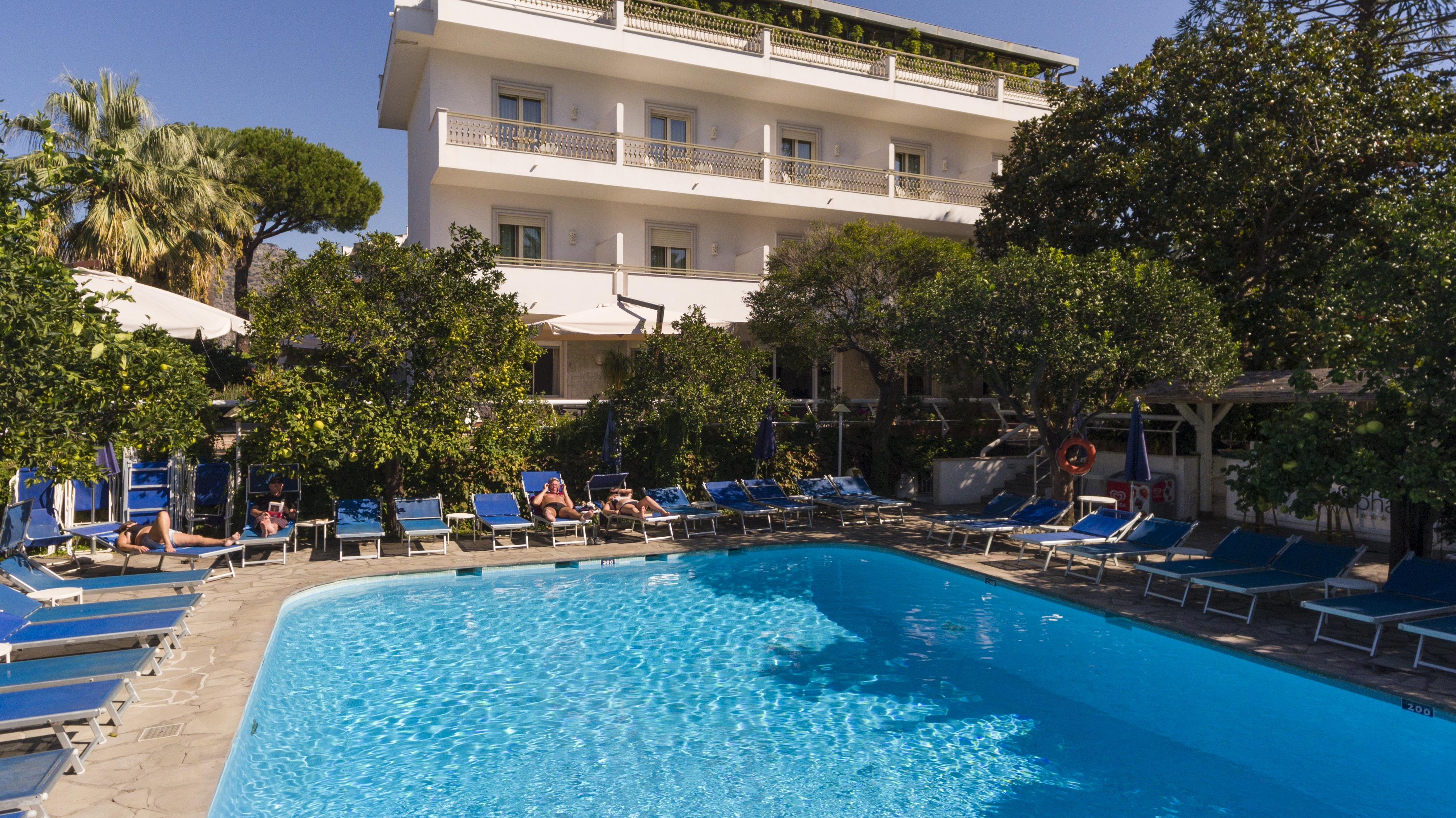 Hotel Alpha Sant'Agnello Ngoại thất bức ảnh